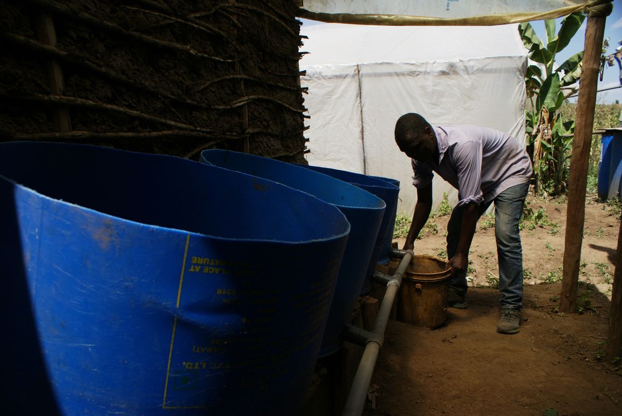 With Worm Juice Kenya S Farmers Boost Their Soil And Harvests Braced